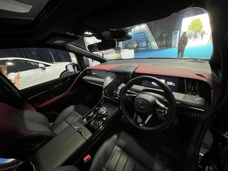 Array,GAC AION Pamer MPV Premium Pesaing Alphard dan Denza D9, Bakal Dijual?