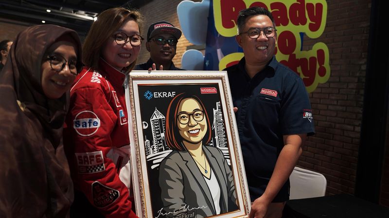 Di Pergelaran Ini, Mobil Jadi 'Kanvas' Para Seniman