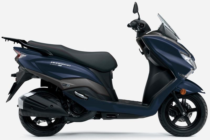 Array,Suzuki Burgman Street 125 EX Disegarkan, Jadi Bernuansa Sporty