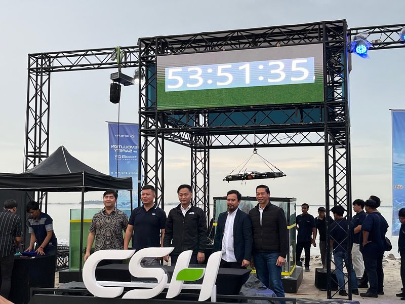 Direndam Air Laut 53 Jam, Ini Hasil Pengujian Baterai Mobil Hybrid Chery!