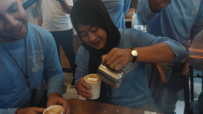 Array,Komunitas Grand Filano Ngumpul di CBTL, Bahas Kopi-Perawatan Motor