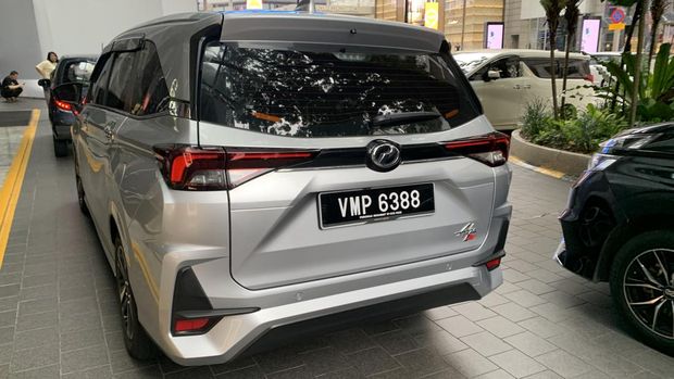 Array,Wujud Depan-Belakang Mirip Daihatsu Xenia, tapi Kok Logonya Beda?