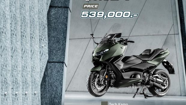 Array,Kasta Tertinggi Motor Matic Meluncur, Yamaha Tmax versi 2025