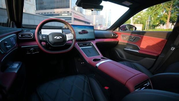 Array,Harganya Rp 300 Jutaan, Sedan Hybrid Chery Laku Keras!