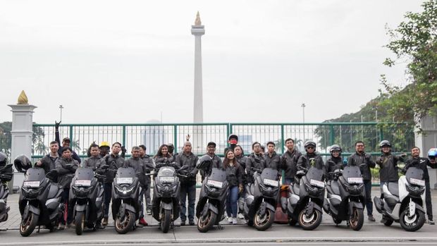 Array,Belasan Bikers Jajal Kecanggihan Yamaha Nmax Turbo Keliling Jakarta