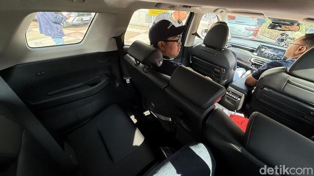 Jajal Mitsubishi Destinator: Nyaman di Belakang, Galak di Depan!