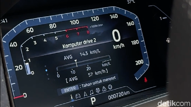 Array,Jajal Mitsubishi Destinator: Nyaman di Belakang, Galak di Depan!