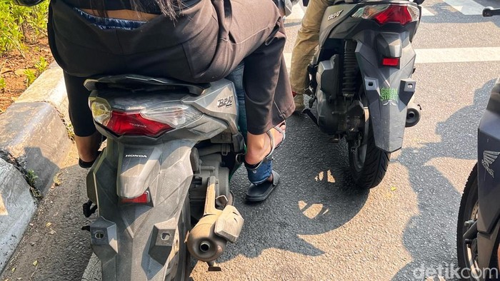 Banyak Beredar di Jalan Raya, Emang Boleh Motor Tak Pakai Pelat Belakang?