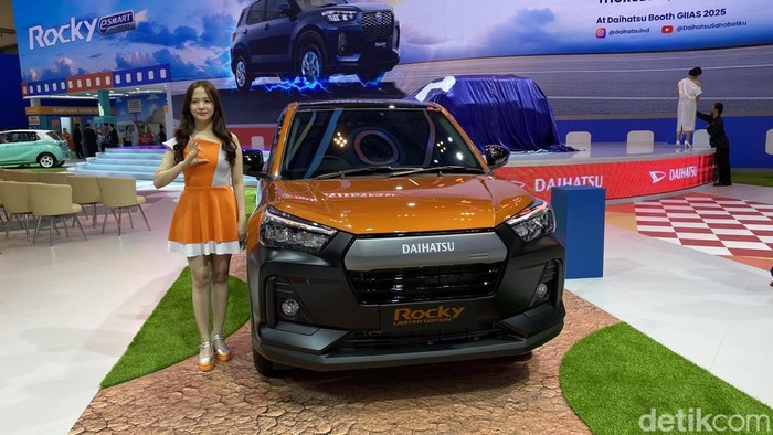 Kehadiran Suzuki Fronx Ancam Daihatsu Rocky?