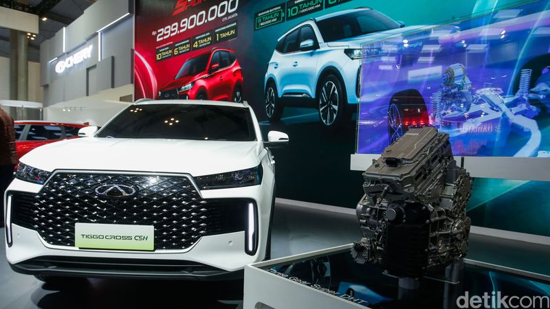 Array,Suzuki Fronx Hybrid, Daihatsu Rocky hybrid, Tiggo Cross Hybrid, Pilih Mana Nih?