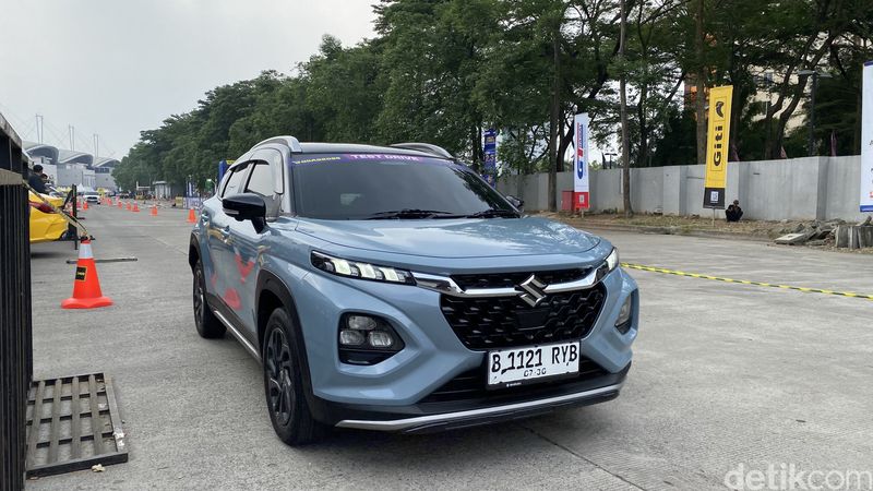 Tes Suzuki Fronx di GIIAS 2025: Rasakan Performa dan Kenyamanannya