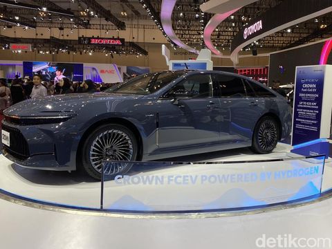 Array,Tak Cuma Mobil Listrik, GIIAS 2025 Jadi Ajang Pamer Fitur dan Teknologi