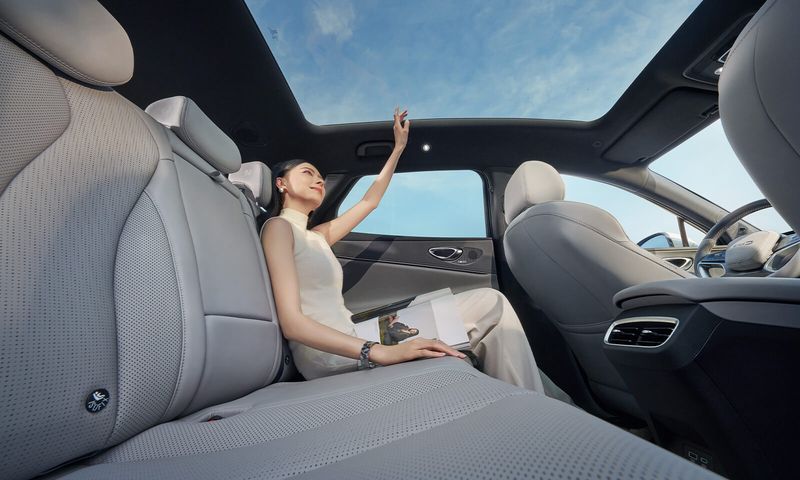 Array,BYD Sealion 06 Resmi Meluncur, Harga Mulai Rp 300 Jutaan!