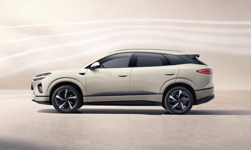 Array,BYD Sealion 06 Resmi Meluncur, Harga Mulai Rp 300 Jutaan!