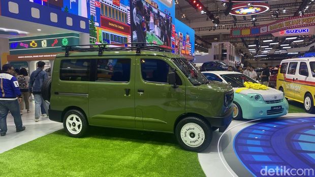 Array,Daihatsu Gran Max Taft Guy: Minibus Retro Tangguh, Cuma Ada 1 Unit!