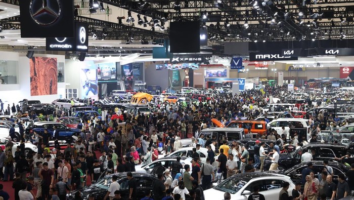 Mobil Jepang Kemahalan? Mobil China Gampang Rusak? Pilih yang mana, Dong?