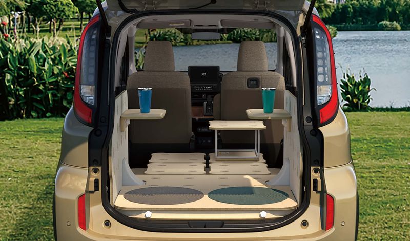 Array,Toyota Sienta Bersolek, Bisa Duduk Lesehan