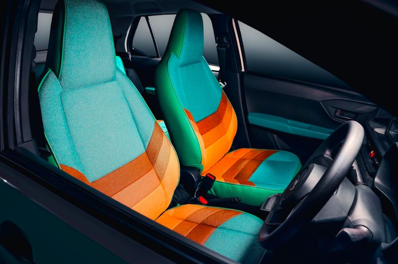 Array,Bedah Modifikasi Daihatsu Ayla Bergaya Kalcer