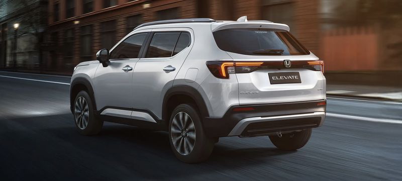 Array,SUV Baru Honda Elevate Meluncur, Harga Rp 200 Jutaan