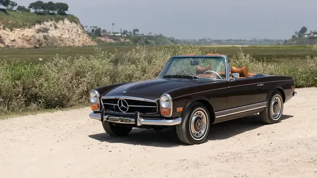 Spesifikasi Mobil BJ Habibie yang Diduga Dibeli RK Pakai Duit Korupsi