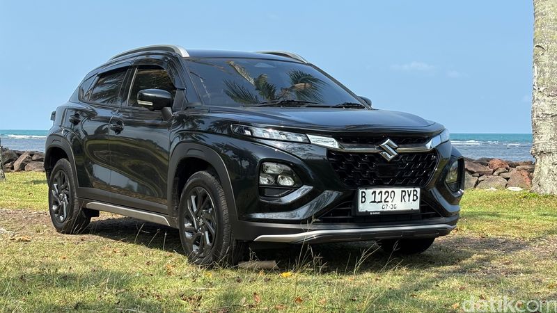 Array,Pajak Suzuki Fronx Tipe Termahal, Setahun Bayar Segini