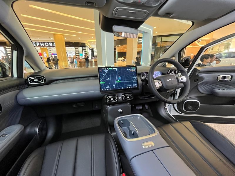 Array,Jajal Performa AION UT, PP Jakarta-Bandung Bisa Tanpa Ngecas?