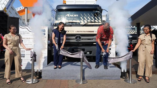 Truk Mercedes-Benz Axor 1626 C Meluncur di Indonesia, Apa yang Beda?