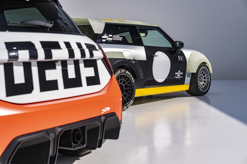 Array,MINI Cooper Ini Disulap Jadi Mobil Balap Kustom oleh Deus ex Machina