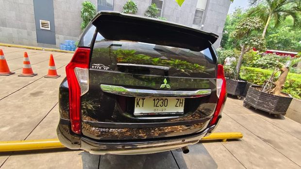 Mobil Mitsubishi Pajero Sport dilelang KPK harga mulai Rp 200 jutaan Mobil Mitsubishi Pajero Sport dilelang KPK harga mulai Rp 200 jutaan