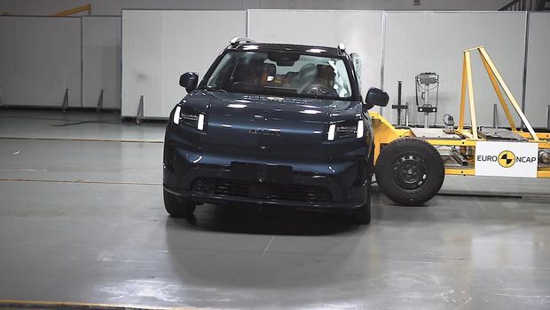 AION V Dites Tabrak, Ini Hasilnya