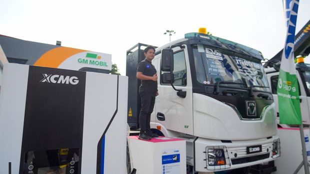 Truk Listrik Buatan China Mulai Invasi Indonesia
