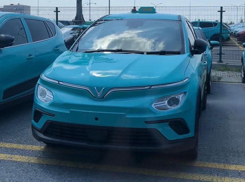 Array,Ambisi VinFast Jadi Pemain Utama di Pasar Otomotif Indonesia