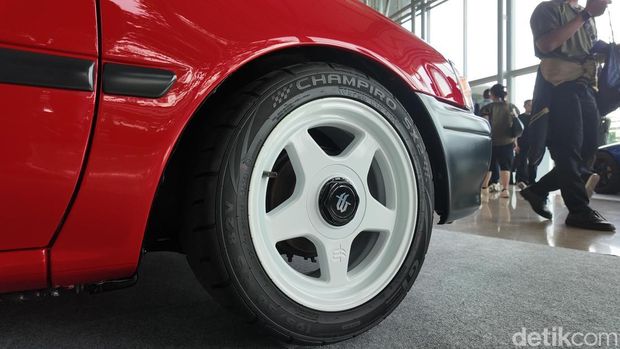 Array,Toyota Starlet Raffi Ahmad Kinclong Lagi! Tampangnya Mirip Starlet Belgia