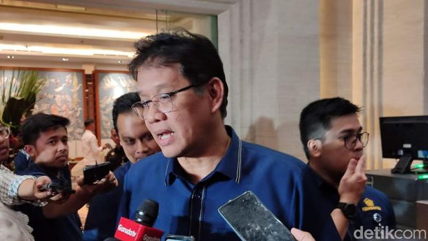 Array,Menkeu Purbaya Mau Turunkan PPN Tahun Depan, Toyota Bilang Begini