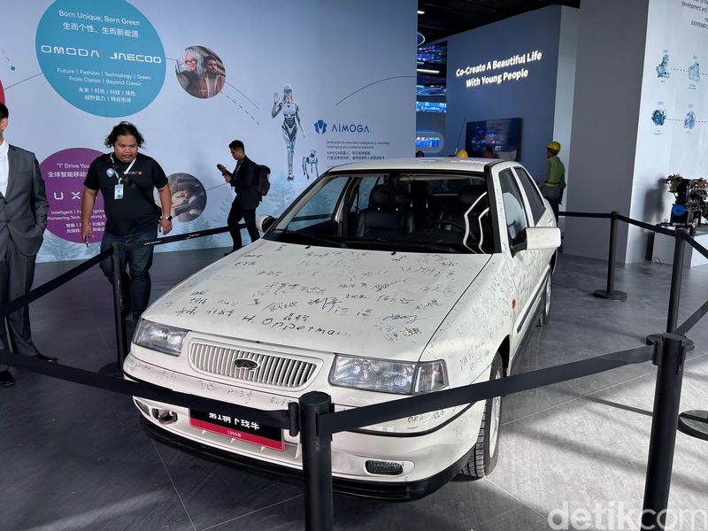 Array,Mengenal Mobil Pertama Chery, Sedan Fulwin