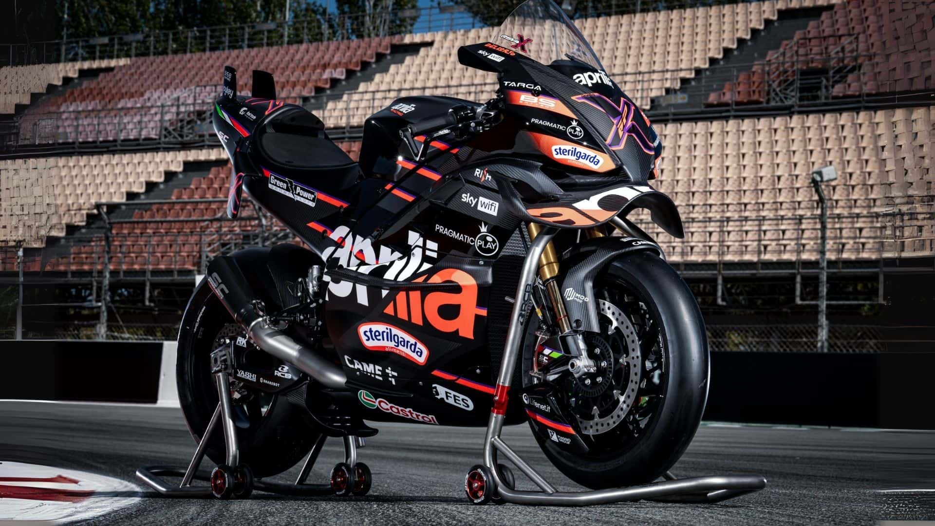 Kloningan Motor Balap MotoGP Aprilia Ludes Terjual