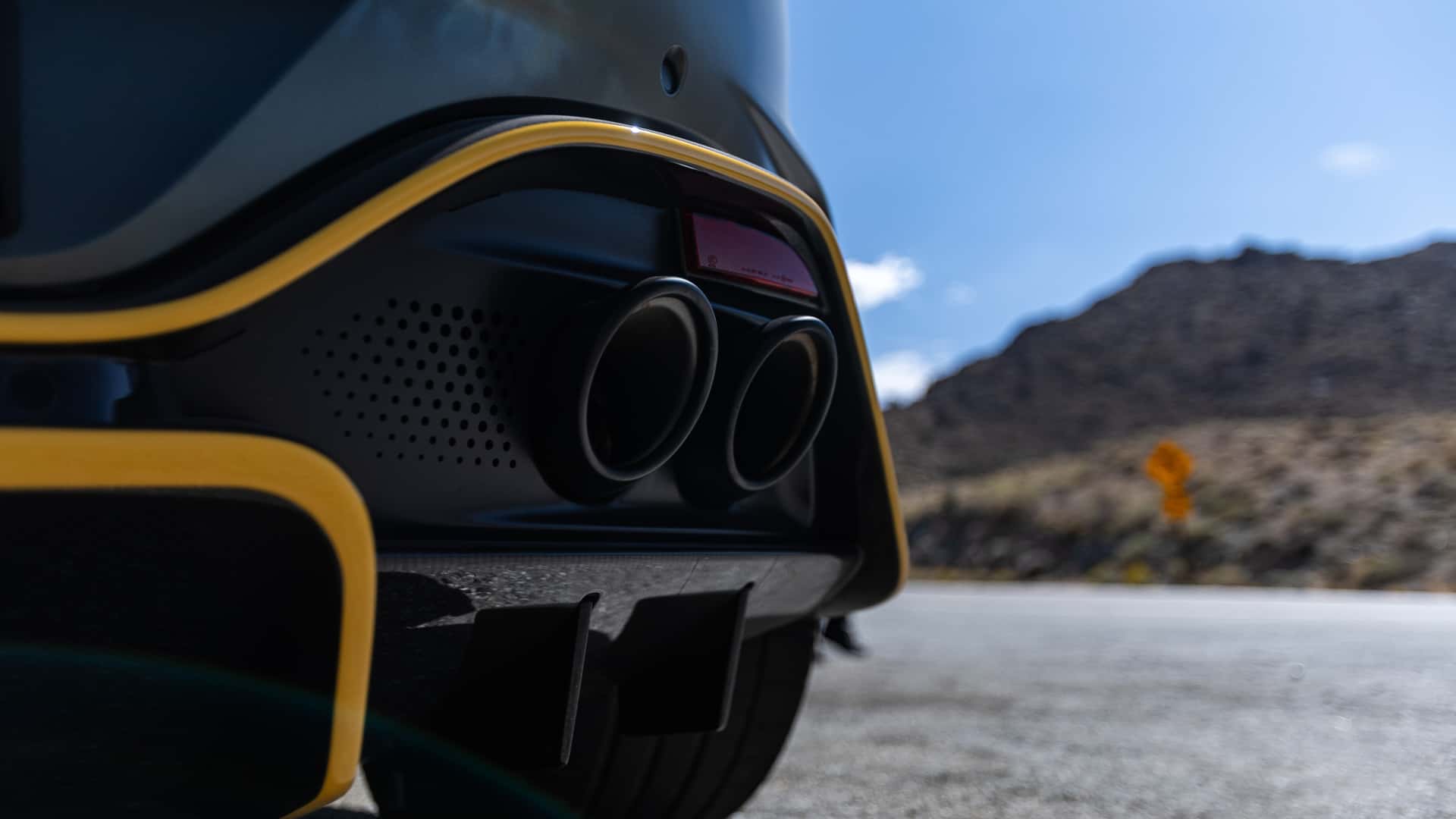 2026 Aston Martin Vantage Roadster Review