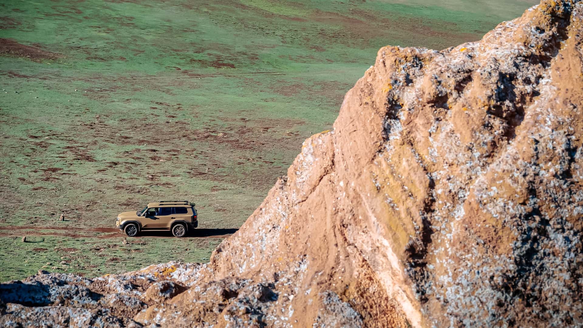 Toyota Land Cruiser 250 (2024) im Atlas Gebirge