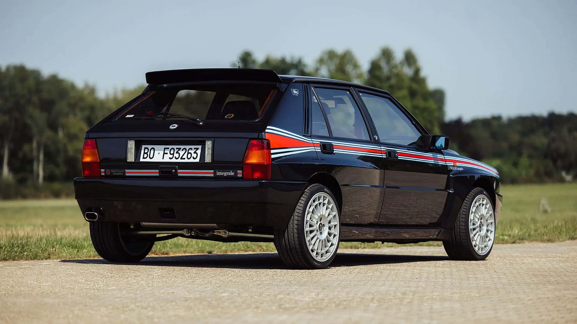 Lancia Delta HF Integrale Evo Martini 5 (1992), negro Vasco Rossi