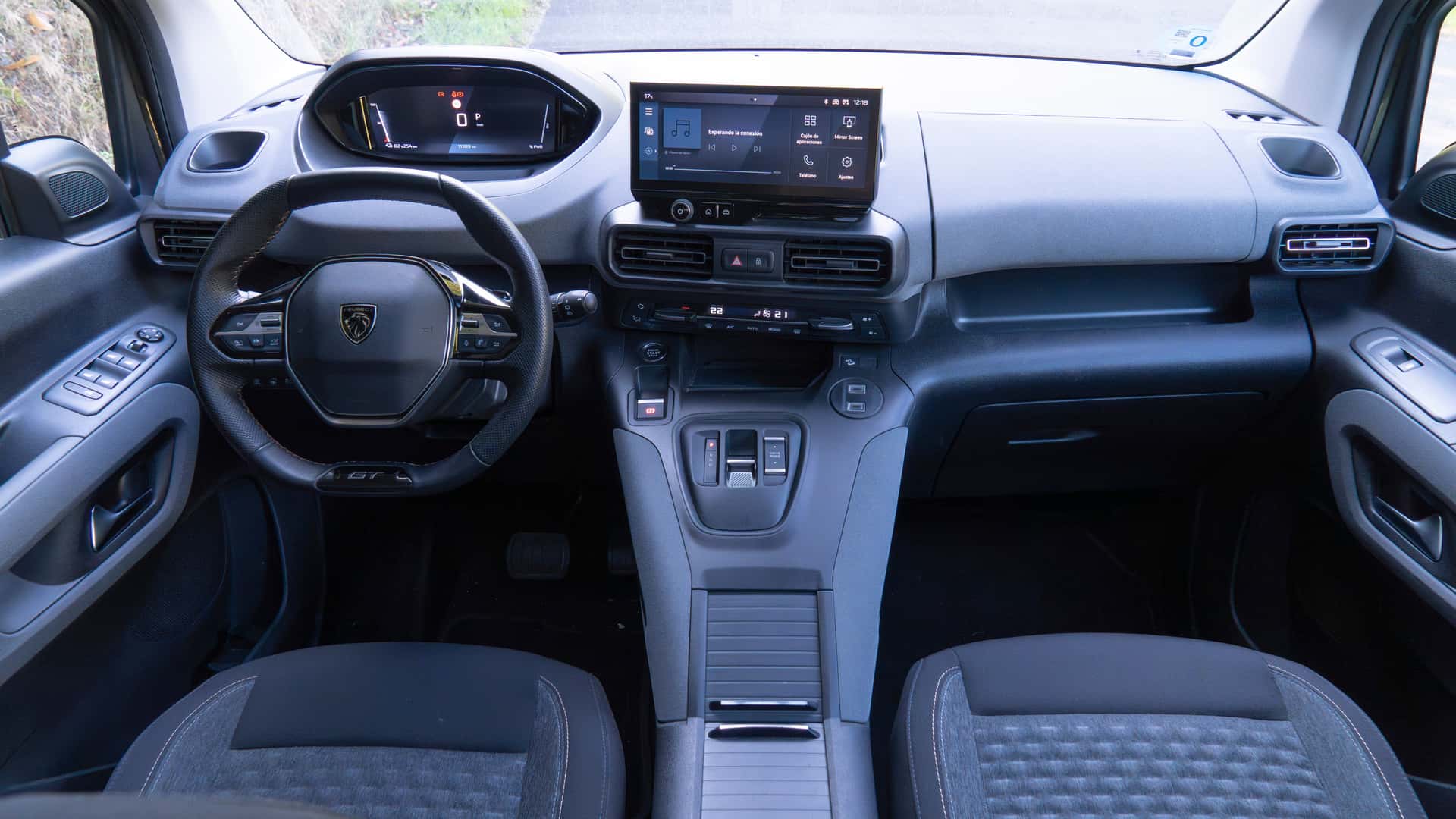 Peugeot e-Rifter: viaje Madrid - Finisterre en furgoneta eléctrica