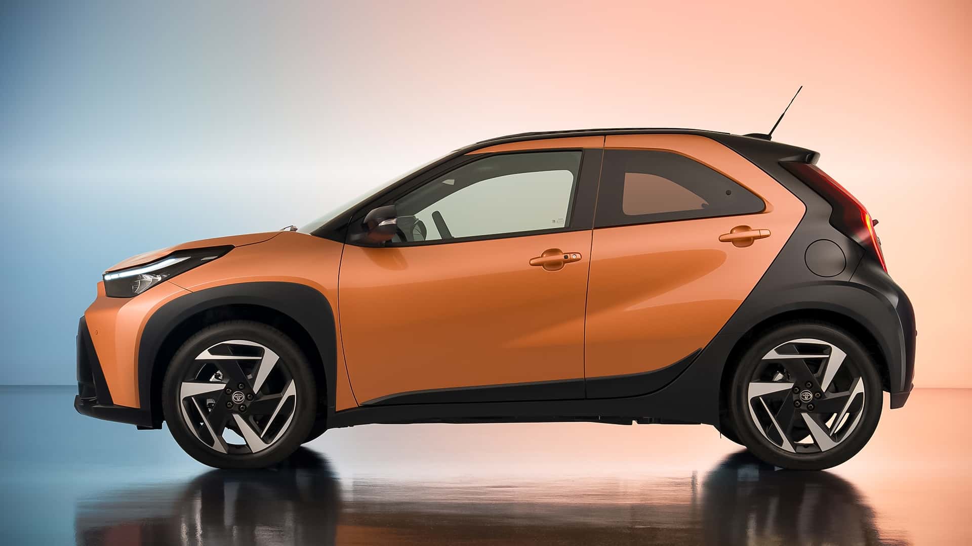 Toyota Aygo X Cross 2025