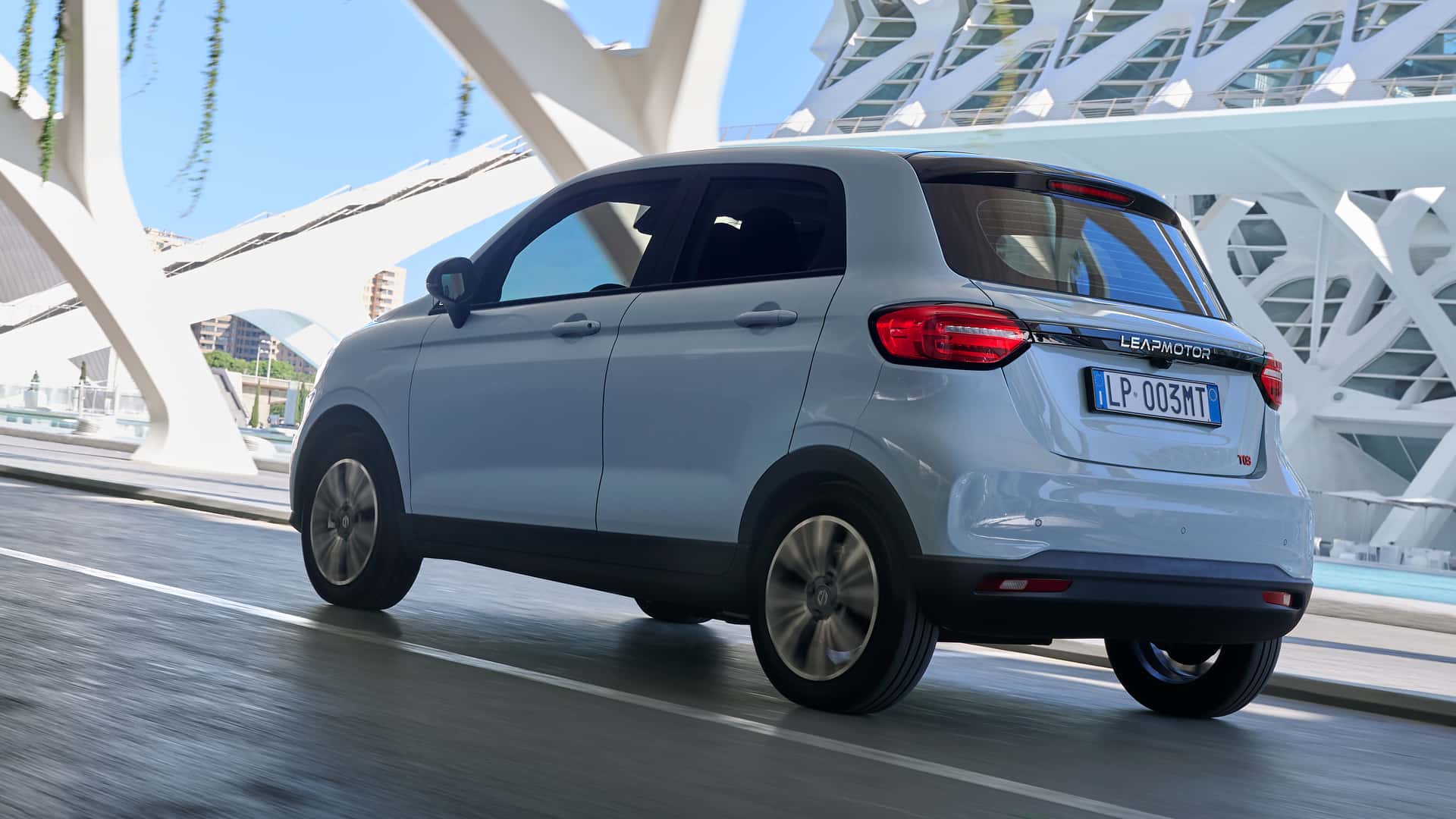 <p>La Leapmotor T03, avec ses 18.900 euros, est la voiture électrique la plus économique de Stellantis</p>