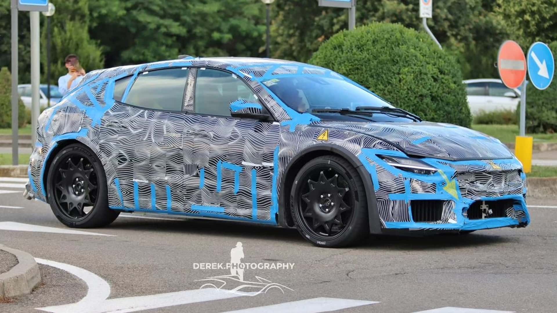 <p>Keledai uji EV Ferrari berdasarkan bodi Maserati Levante</p>