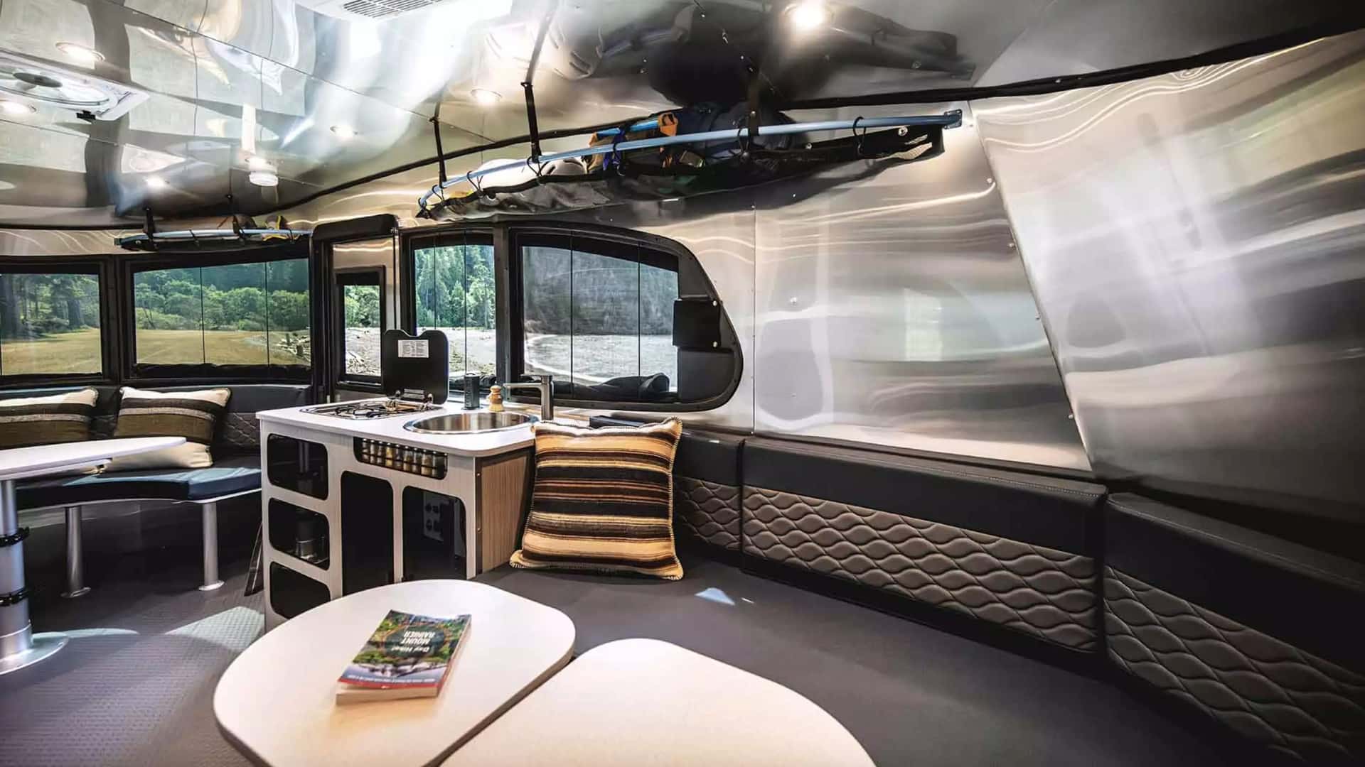 Airstream Basecamp 2026 caravana