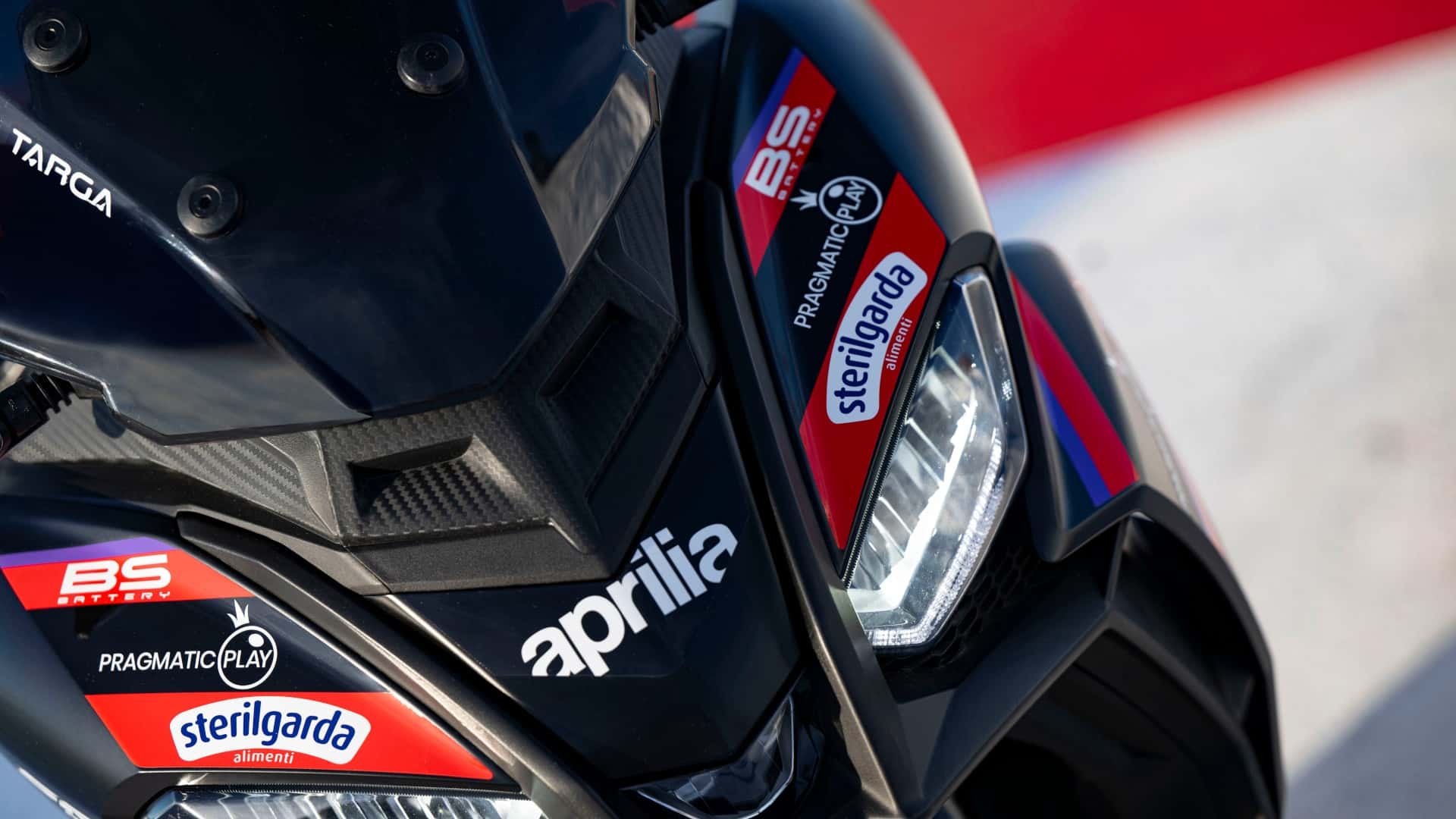 2025 Aprilia SR GT MotoGP Replica - Sección delantera
