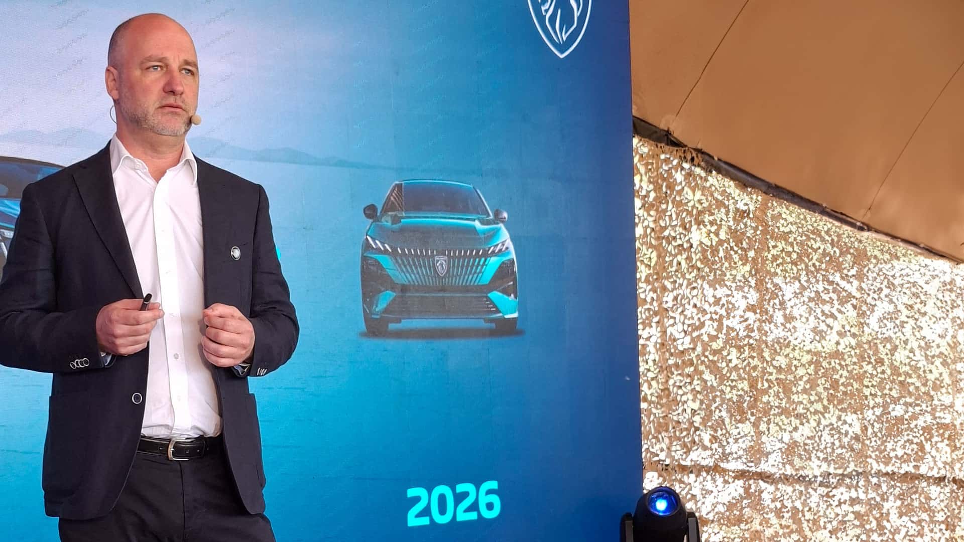 Apuntes del lanzamiento del Peugeot 408