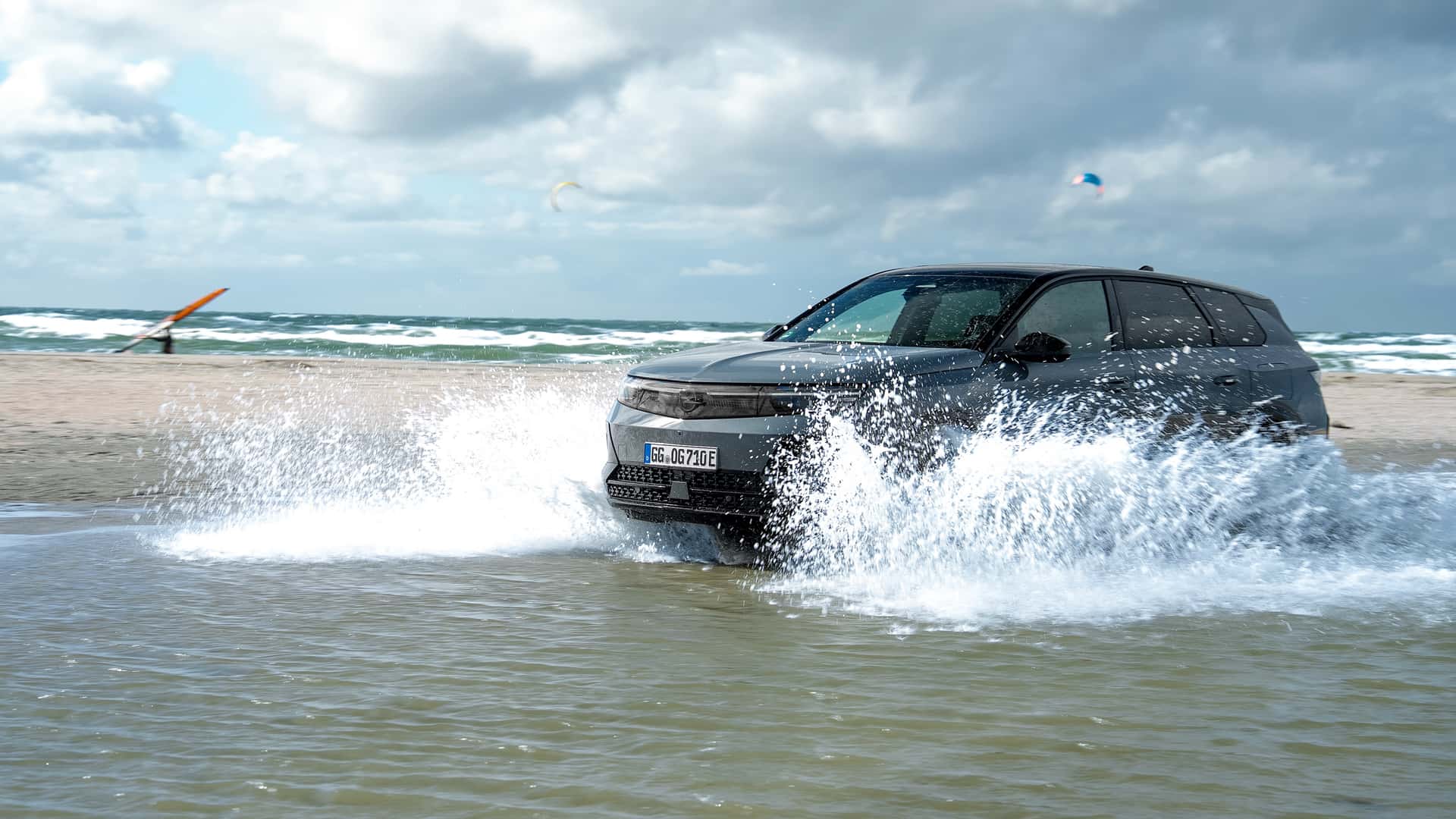 Opel Grandland Electric AWD Roadtrip Romo