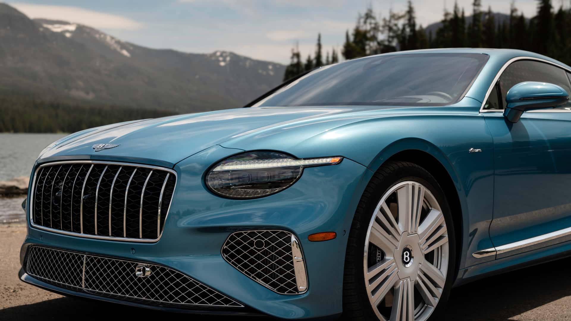 Bentley Continental GT 2025 Bleu Windsor clair