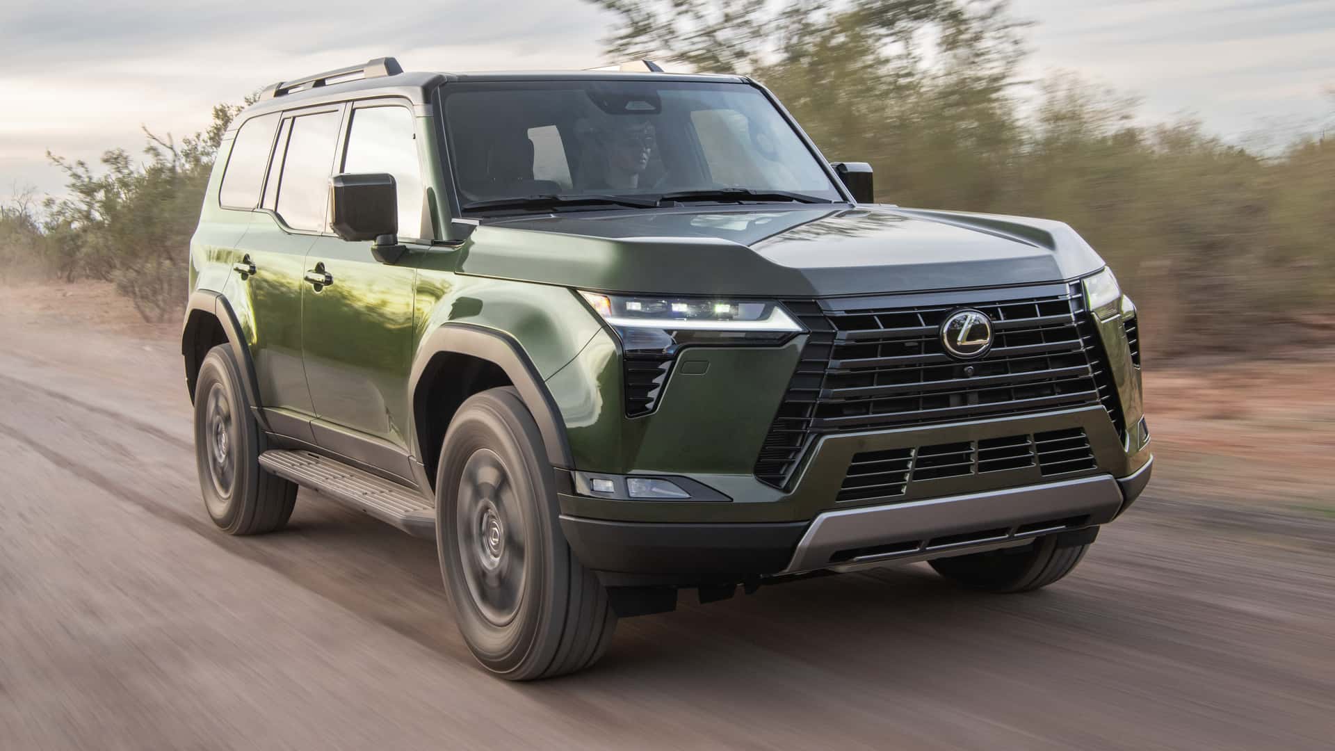 2024 Lexus GX 550 Overtrail+ Exterior Front Quarter