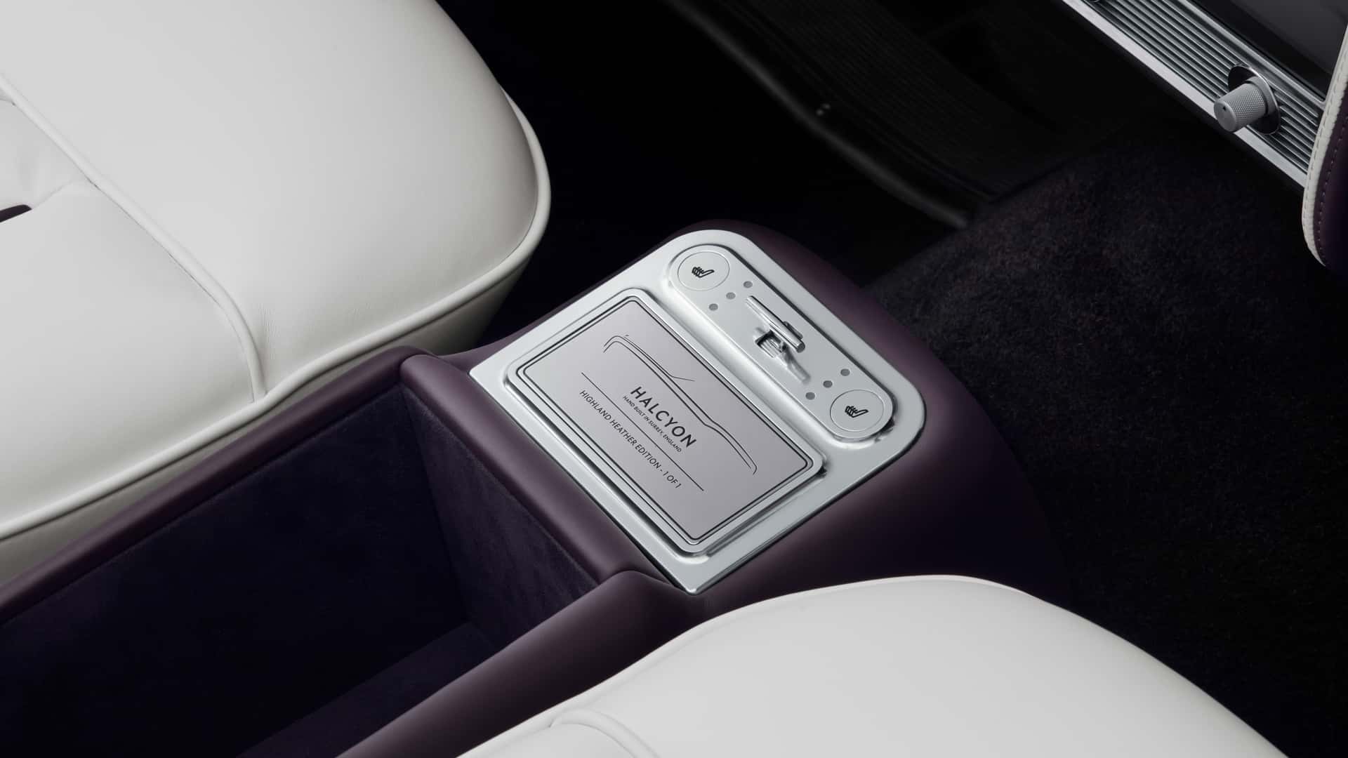 Halcyon Rolls-Royce Corniche Restomod